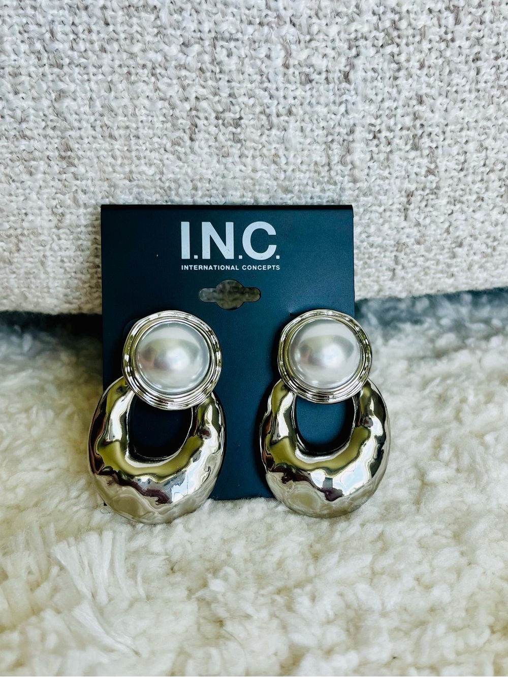 I.N.C. Silver-Tone Imitation Pearl Sculptural Drop Earrings - Picture 2 of 5